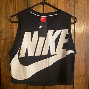 NWT Nike Crop Tank